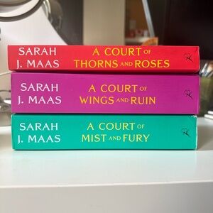 ACOTAR books